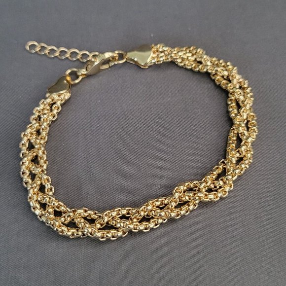 Women's Fashion Jewelry 3 Strand Twisted Loupe Chain Bracelet Gold Tone 6 3/4" - Picture 3 of 6